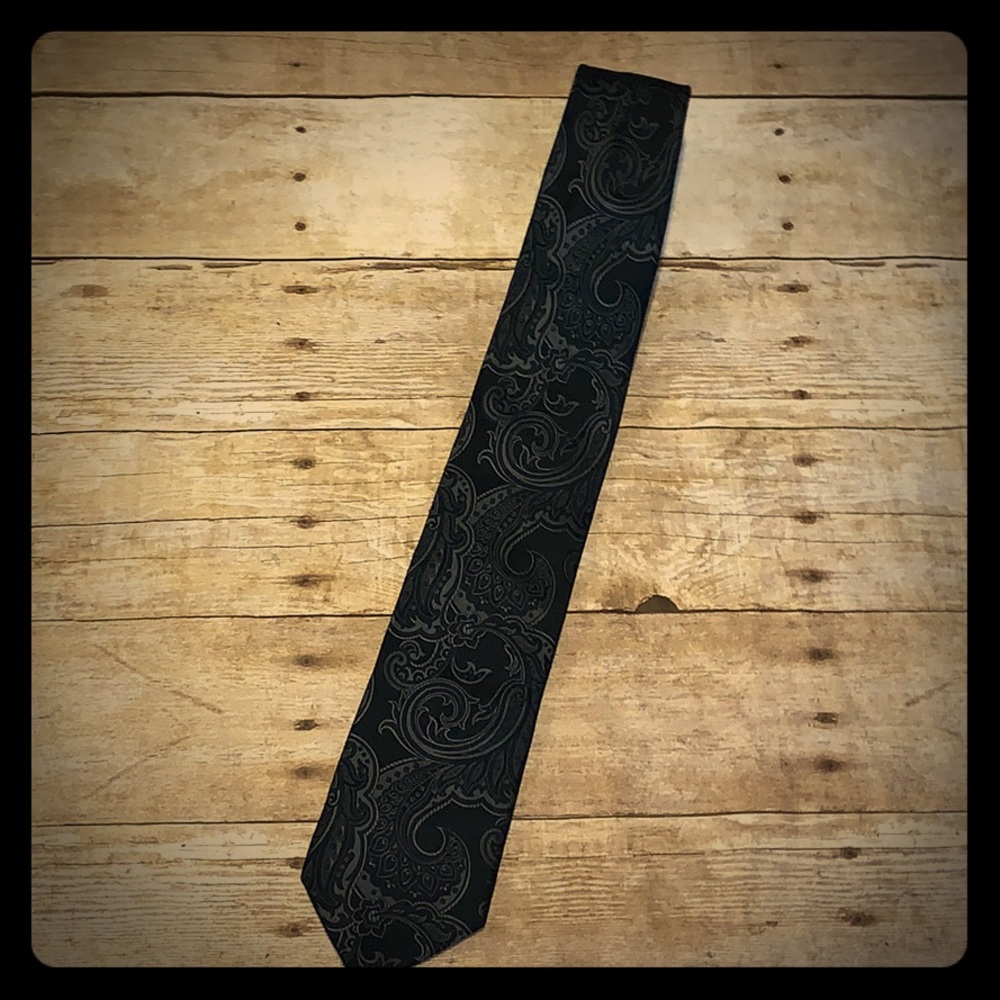 Donald J. Trump signature series Tie Paisley